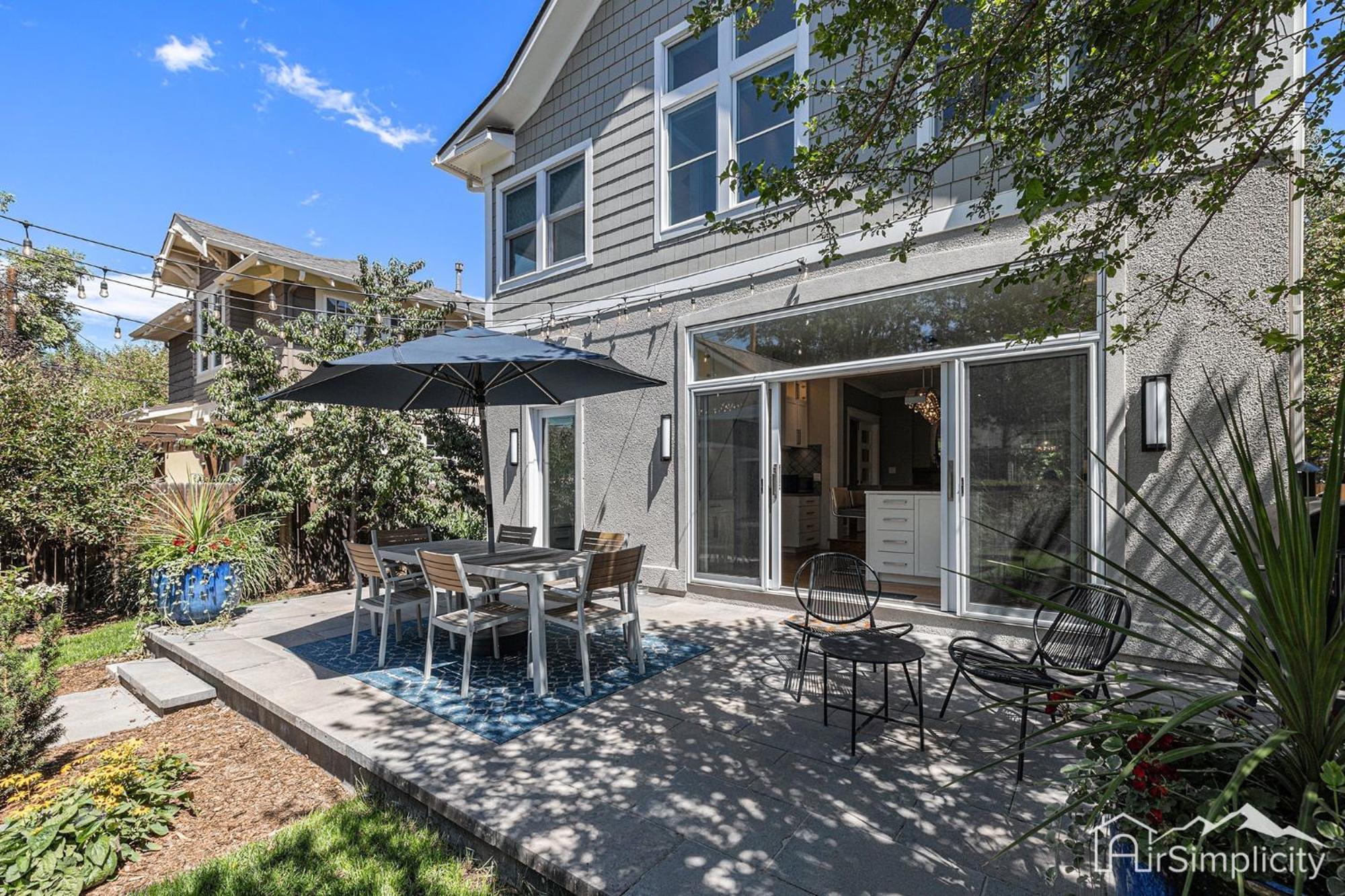 Secret Garden Retreat In Park Hill Holiday home Denver